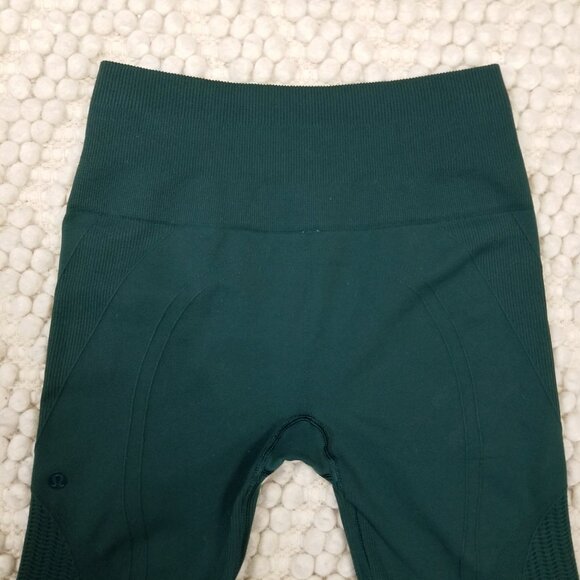 Lululemon Flow & Go Crop Seamless Deep Green Sz 6 - Picture 5 of 6